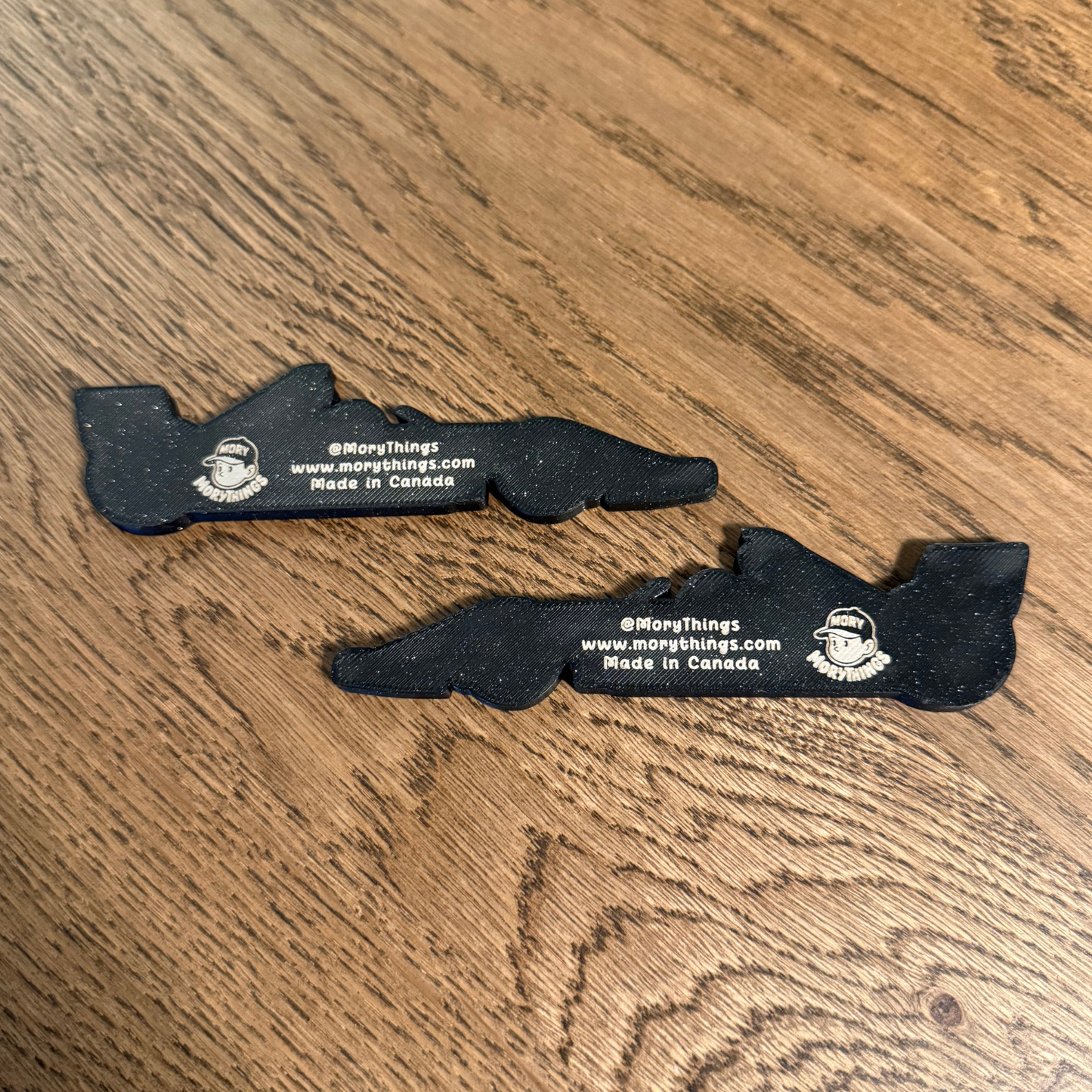 Magnetic Race Car Photo Holder – Cute Desk & Fridge Display (2-Piece Set)